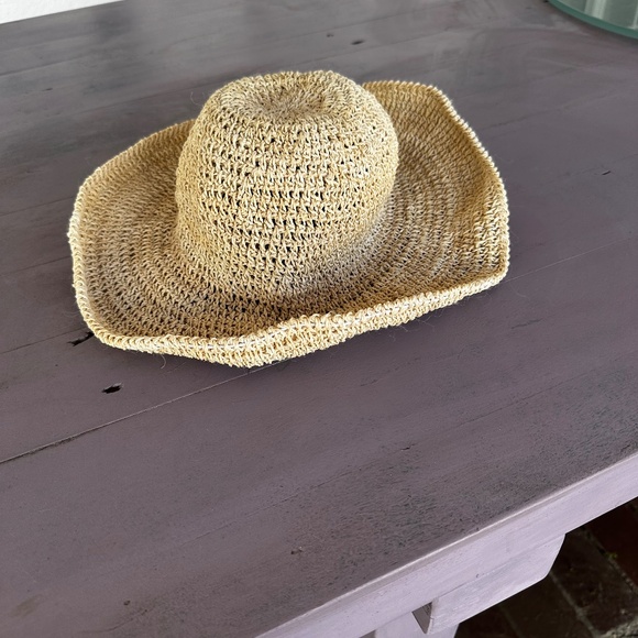 Doen Albi Hat NWT